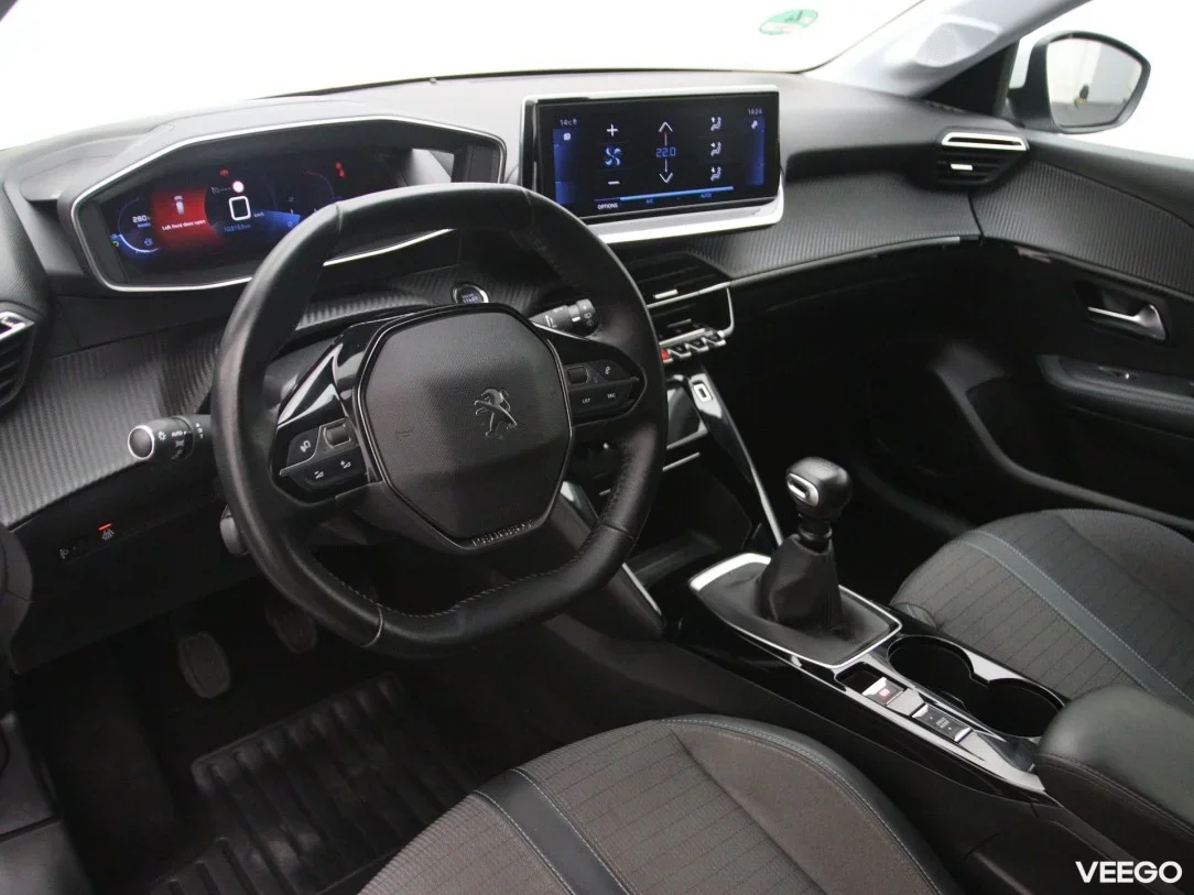 Peugeot 208 1.2 74kW