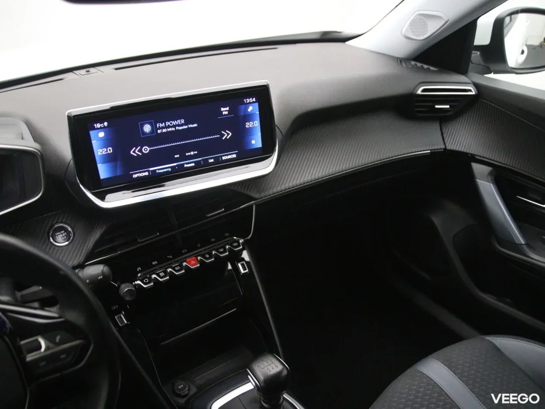 Peugeot 2008 1.2 74kW