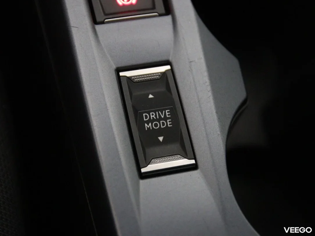 Peugeot 2008 1.2 74kW