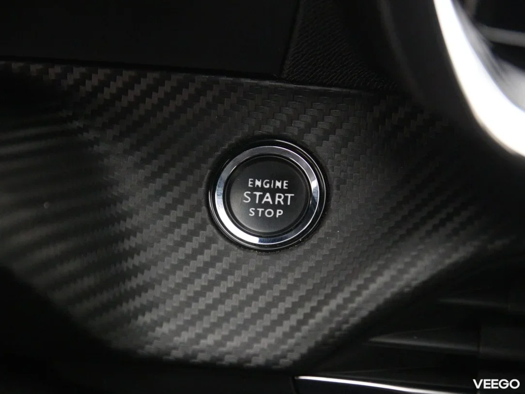 Peugeot 2008 1.2 74kW