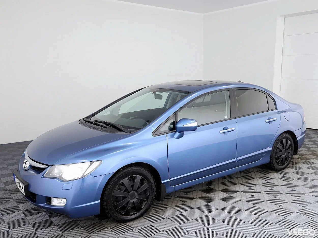 Honda Civic 1.8 104kW