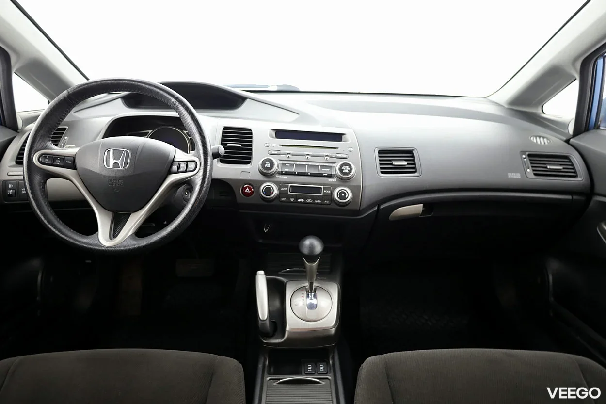 Honda Civic 1.8 104kW