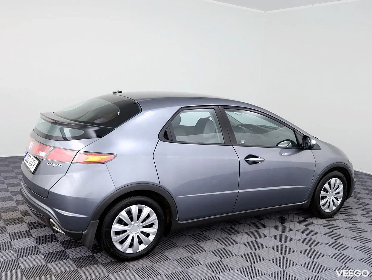 Honda Civic 1.3 61kW