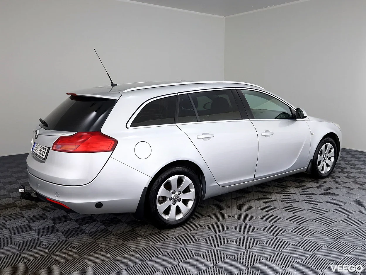Opel Insignia 1.8 104kW
