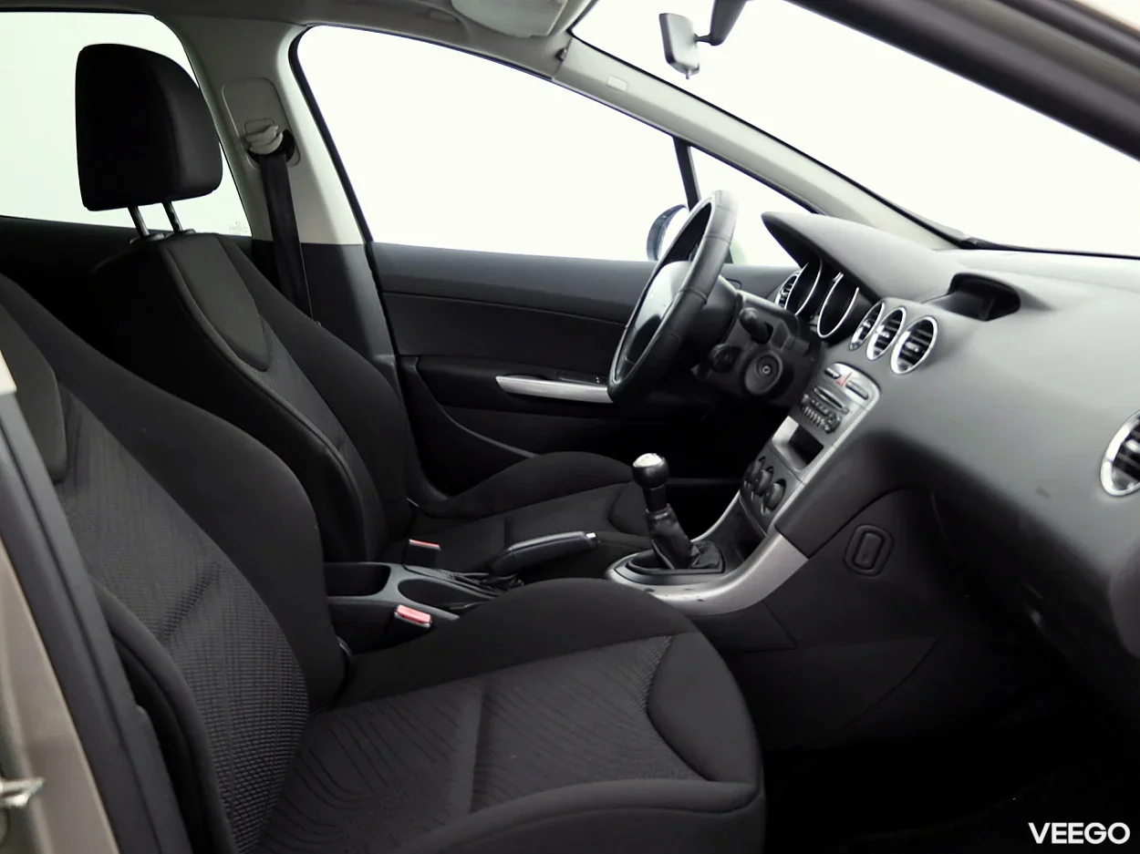 Peugeot 308 1.6 68kW