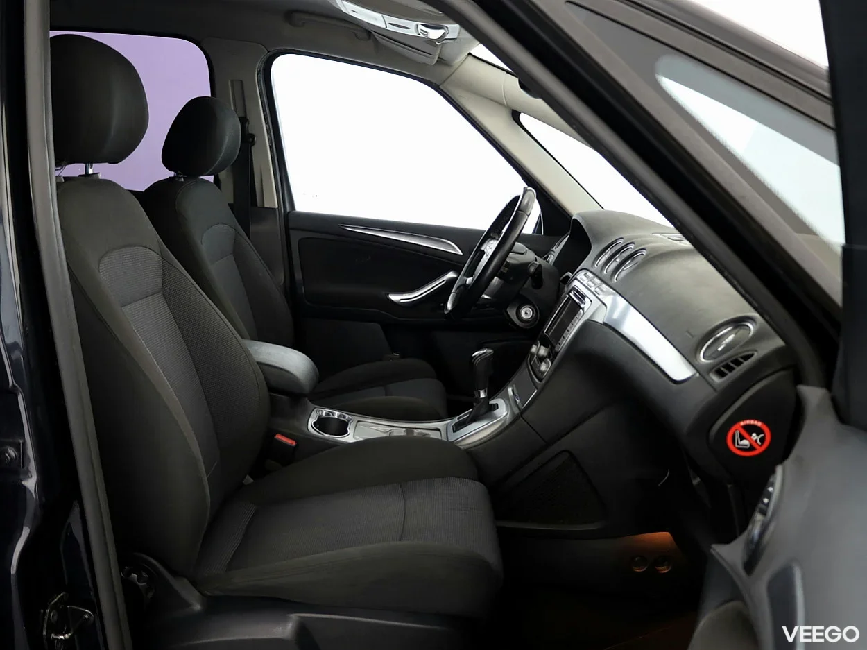 Ford S-MAX 2.3 118kW