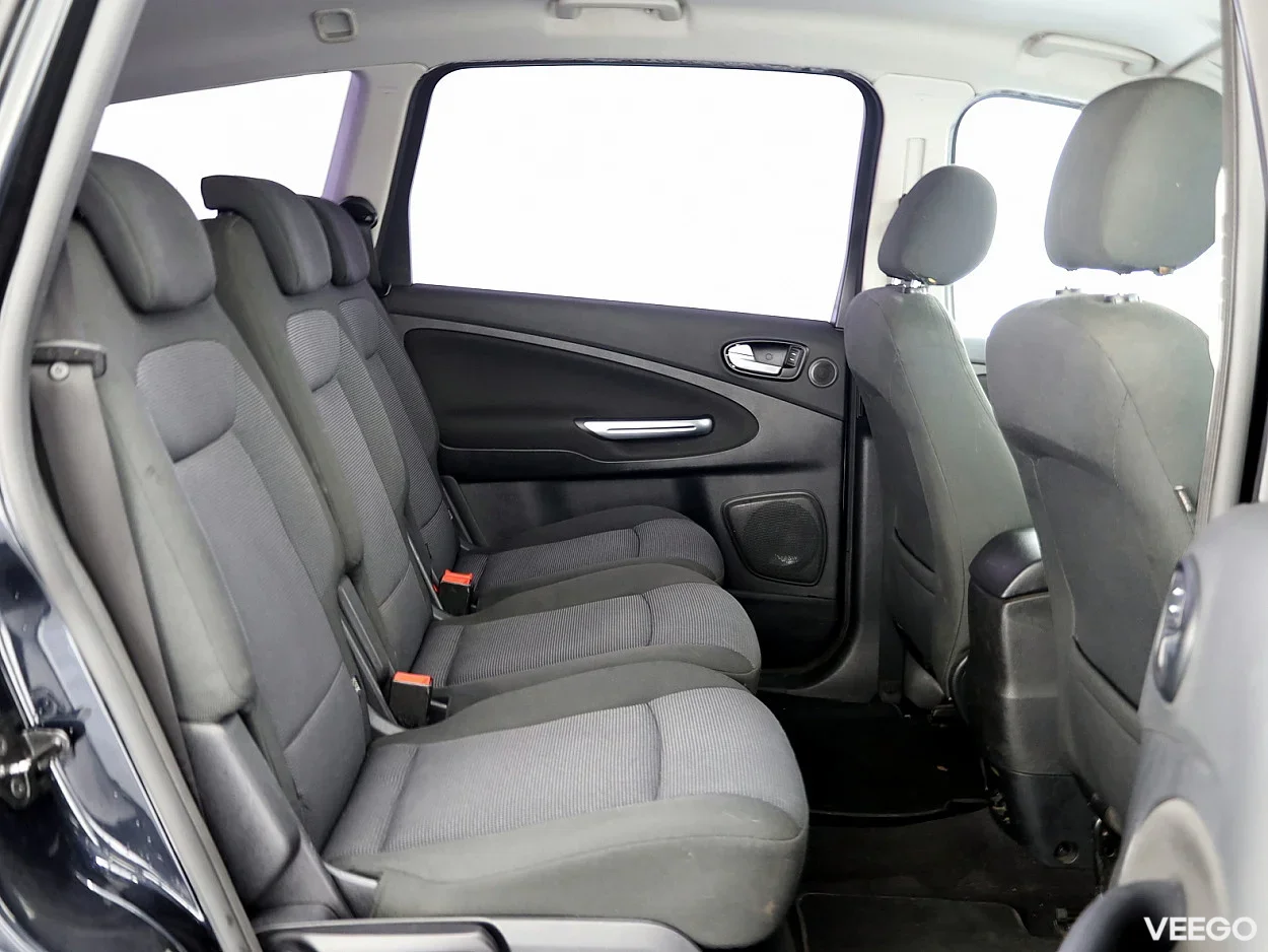 Ford S-MAX 2.3 118kW