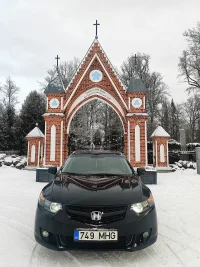 Honda Accord 2.2 110kW thumbnail