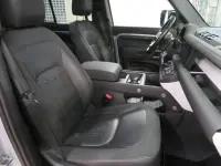 Land Rover Defender 3.0 294kW thumbnail
