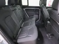 Land Rover Defender 3.0 294kW thumbnail
