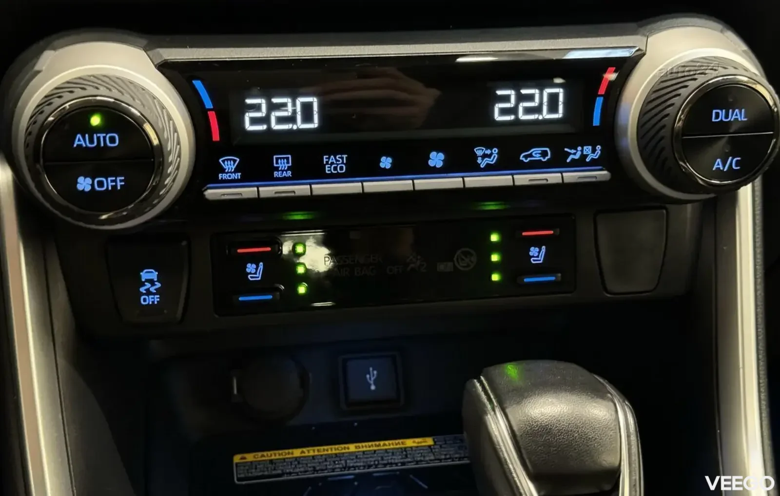 Toyota RAV4 Executive Premium JBL 2.5 131kW