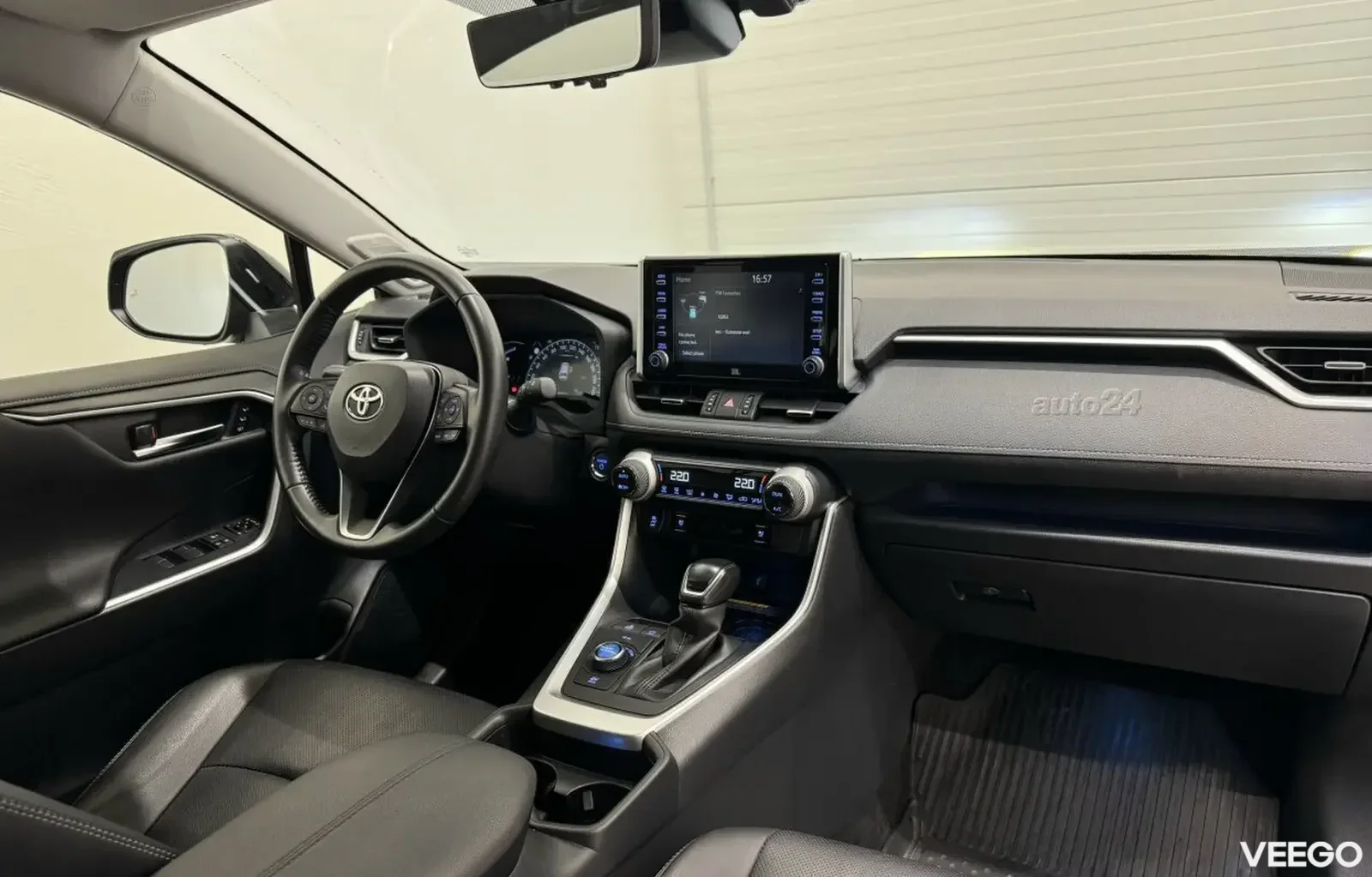 Toyota RAV4 Executive Premium JBL 2.5 131kW