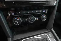 Volkswagen Passat 110kW thumbnail