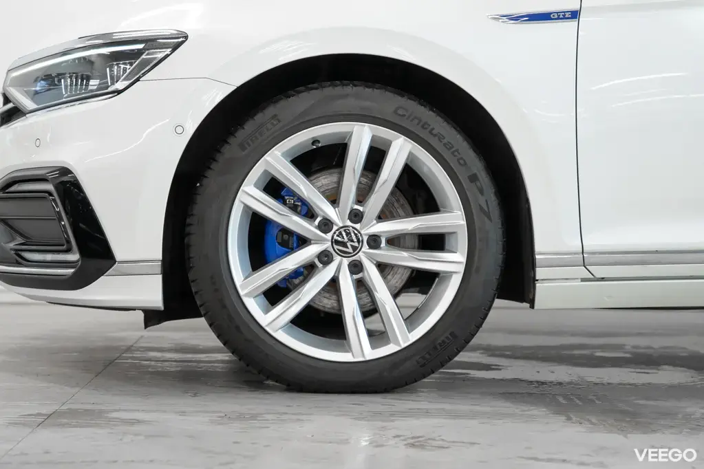 Volkswagen Passat 115kW