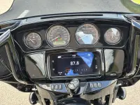 Harley-Davidson FLHX thumbnail