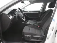 Volkswagen Passat 2 110kW thumbnail