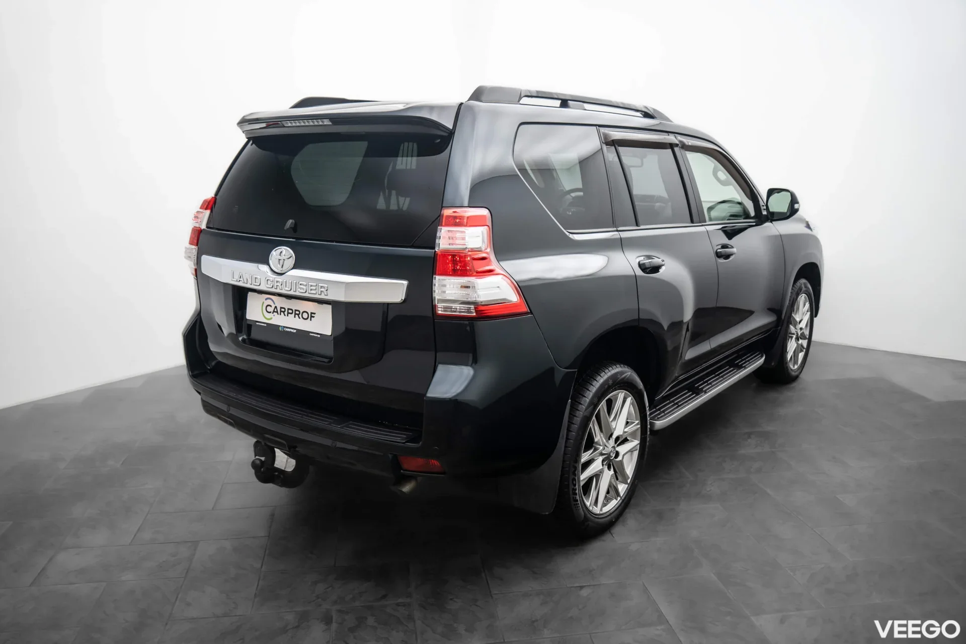 Toyota Land Cruiser Luxury 4WD 2.8 130kW