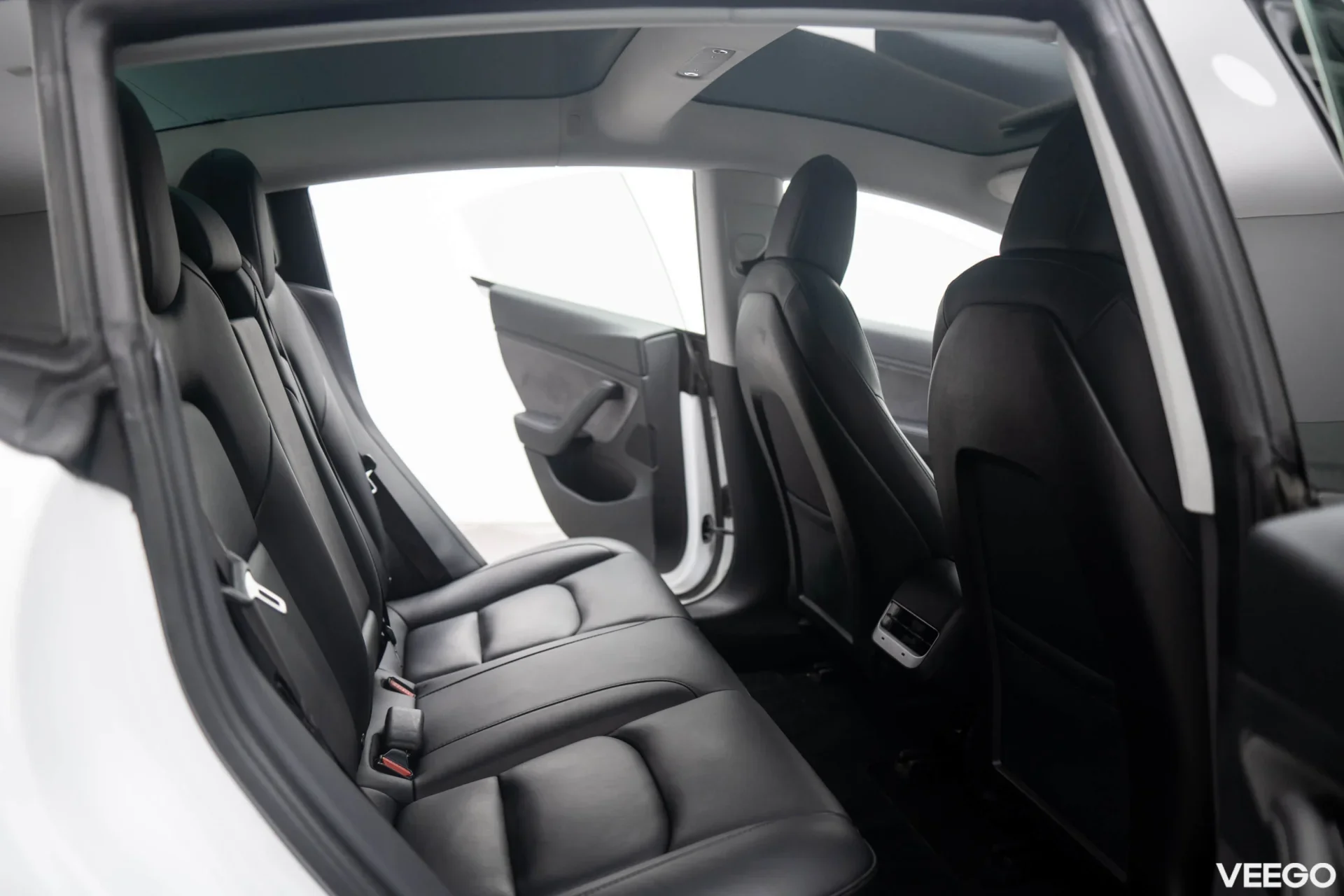 Tesla Model 3 Long Range Dual Motor 153kW