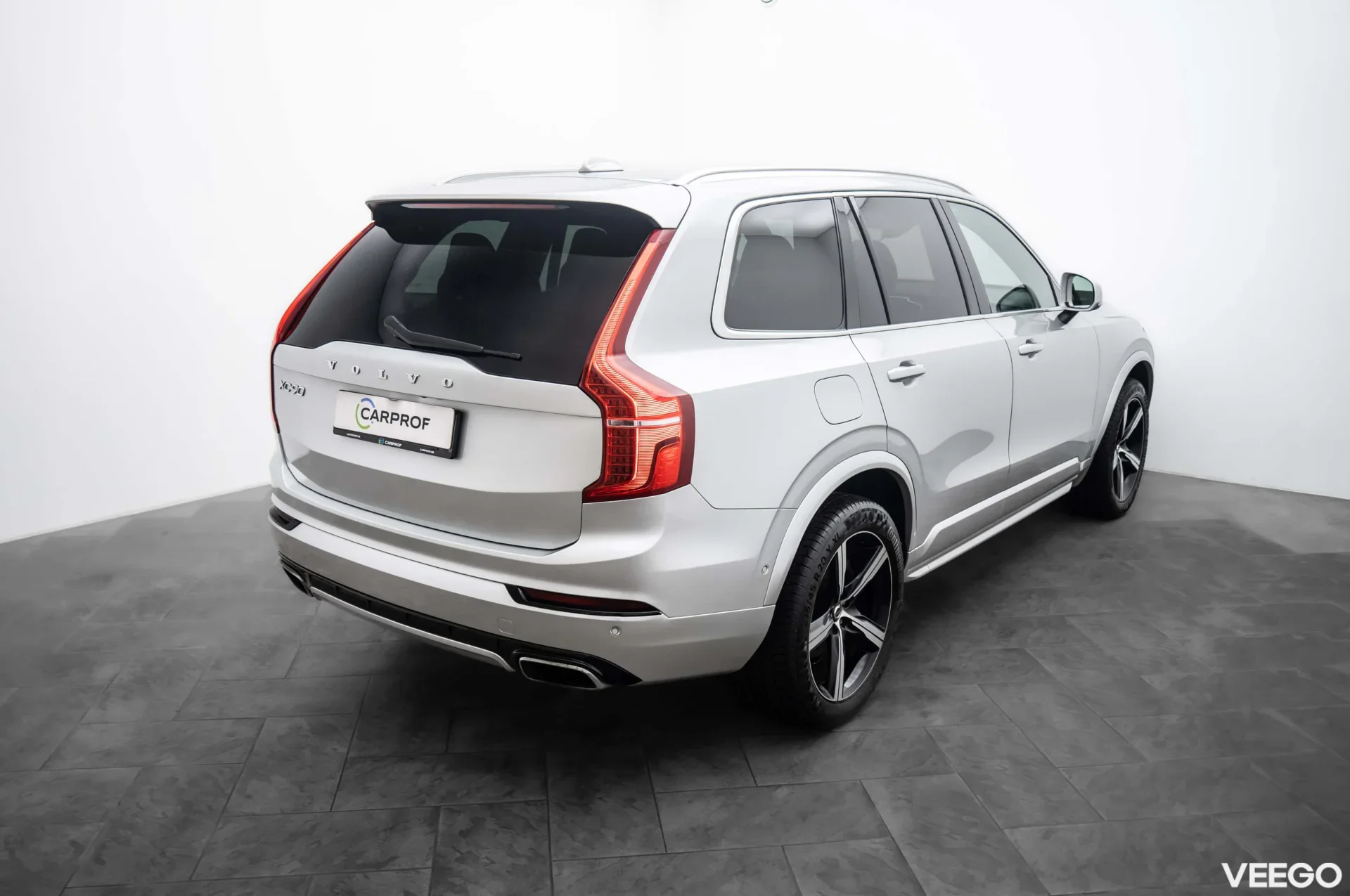 Volvo XC90 R-Design AWD 2.0 177kW