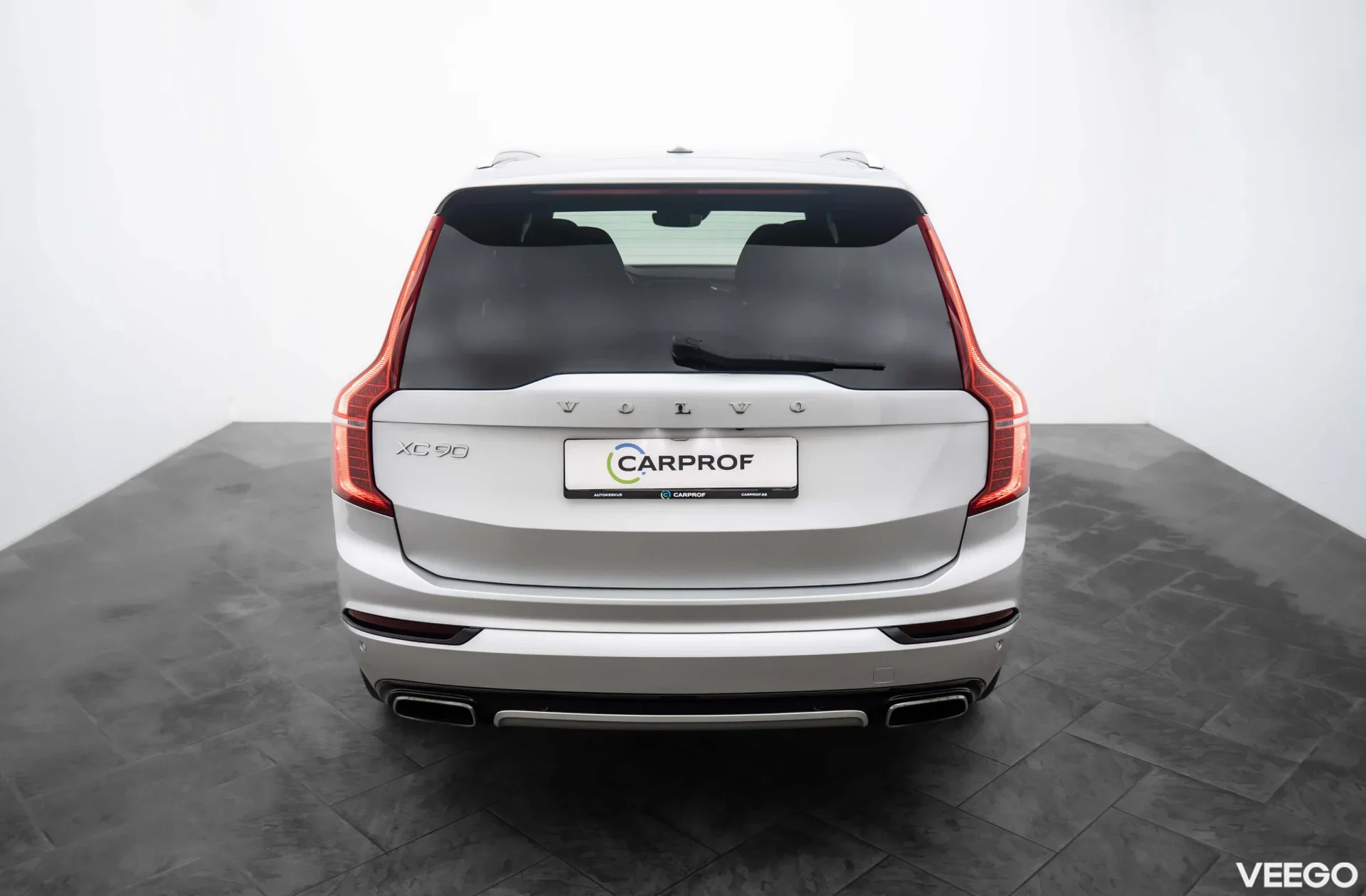 Volvo XC90 R-Design AWD 2.0 177kW