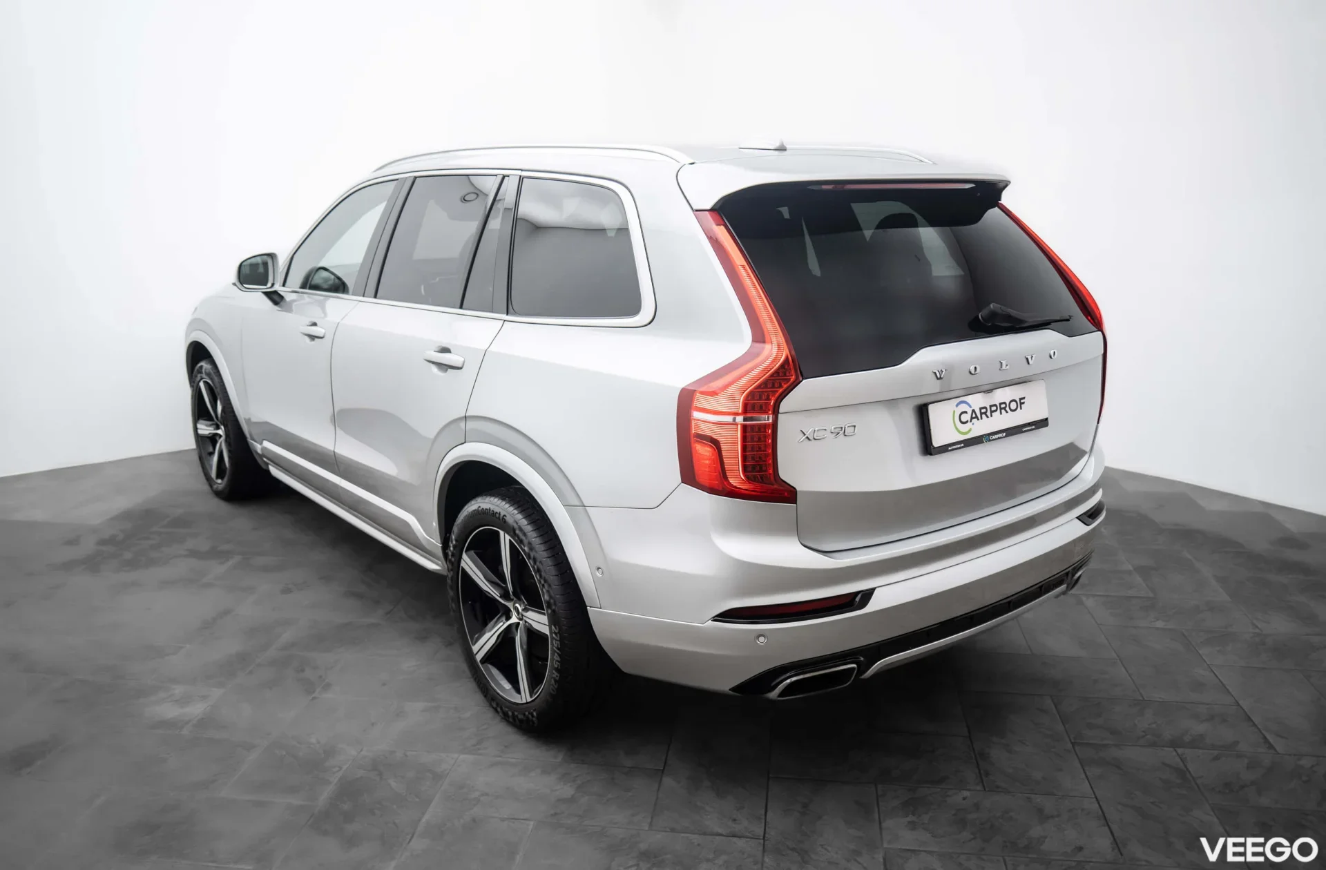 Volvo XC90 R-Design AWD 2.0 177kW