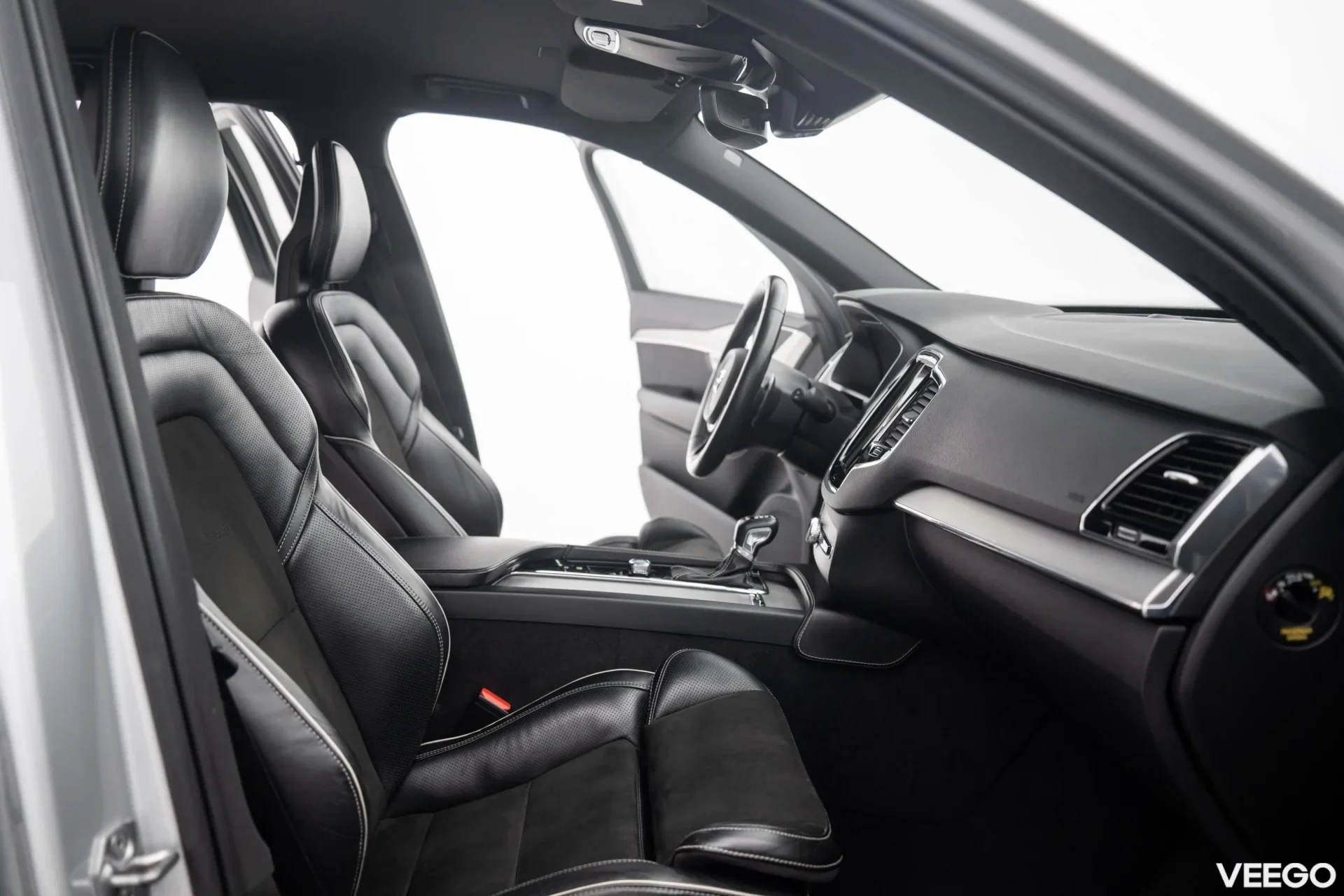 Volvo XC90 R-Design AWD 2.0 177kW