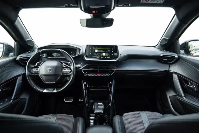Image of Peugeot 208 74kW