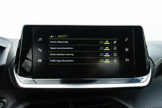 Image of Peugeot 208 74kW