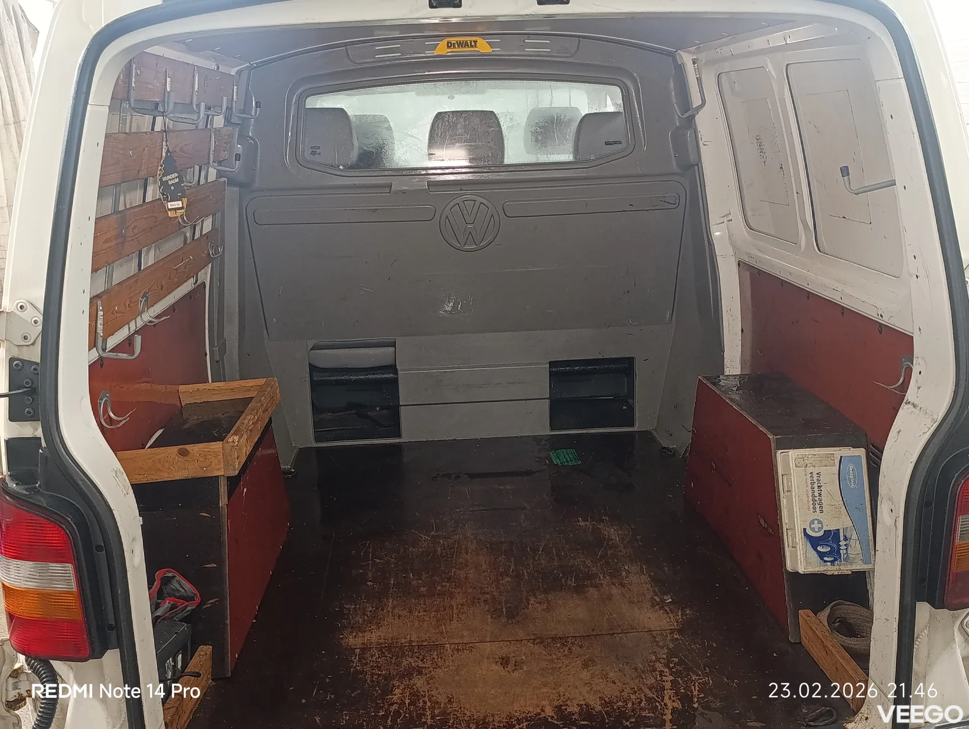 Volkswagen Transporter T5 1.9 77kW