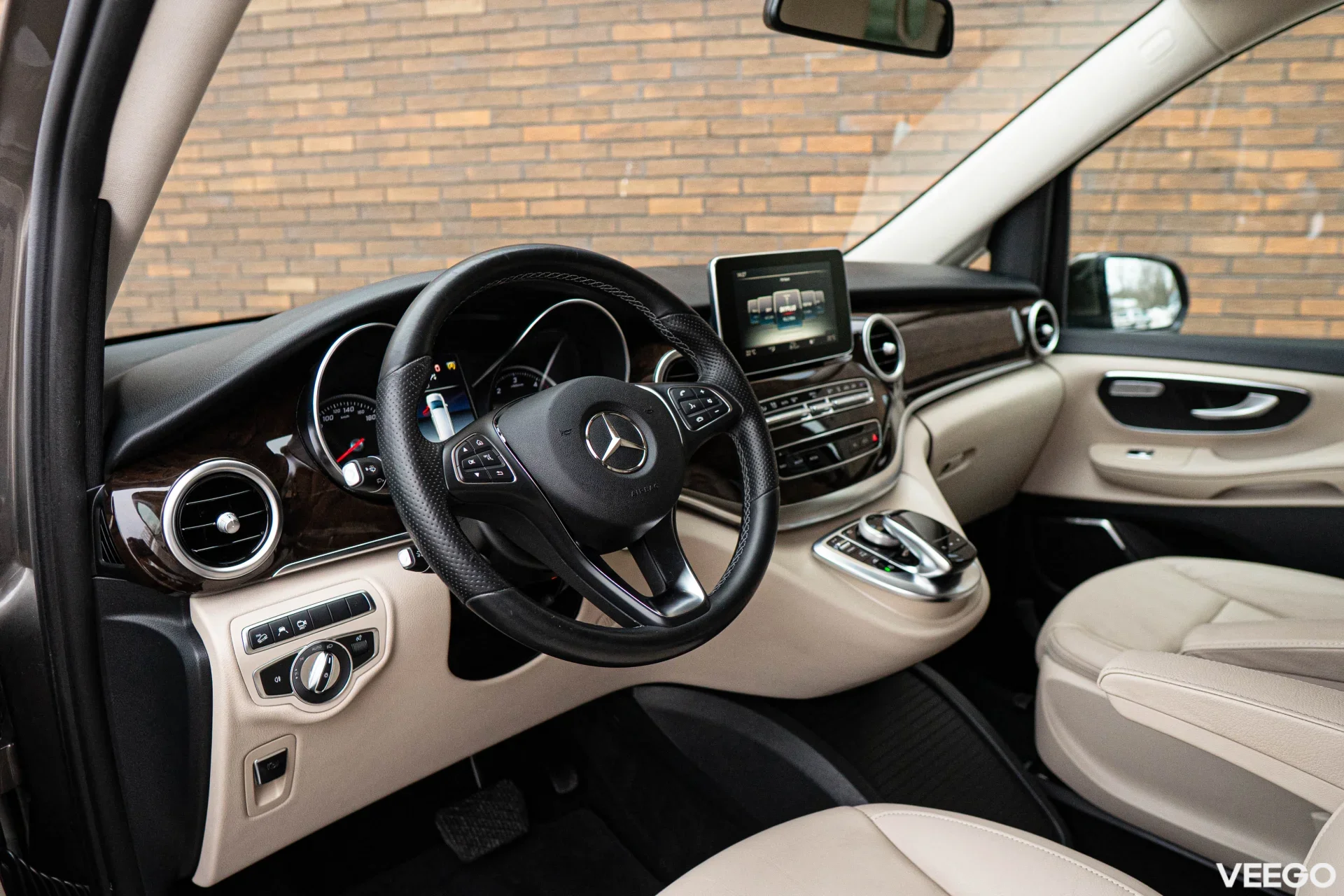 Mercedes-Benz V250 Lang 4Matic BlueTEC Avangarde 2.1 140kW