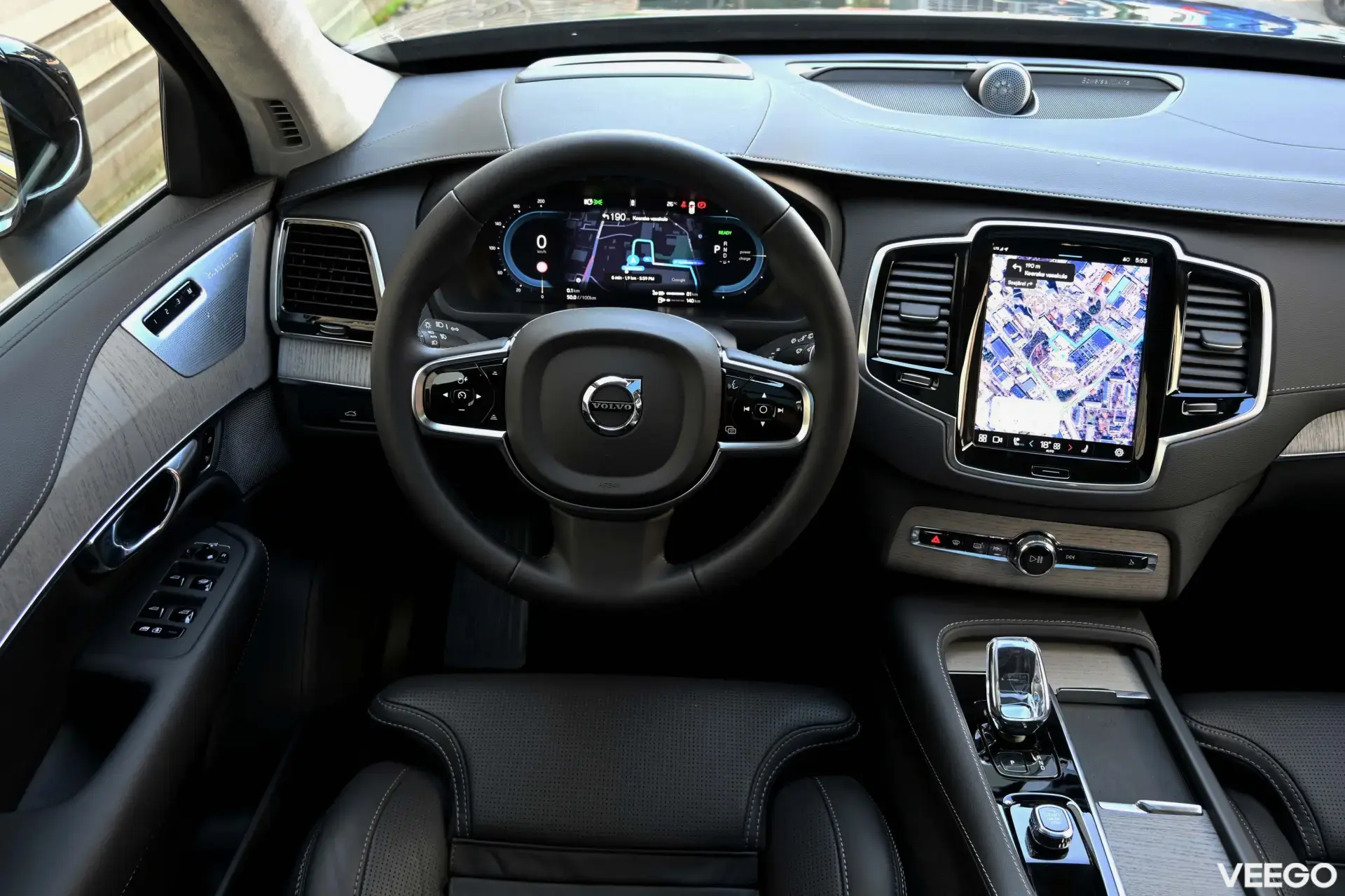 Volvo XC90 LUXURY+ B&W ULTIMATE BRIGHT XENIUM INTELLI FULL 2 335kW