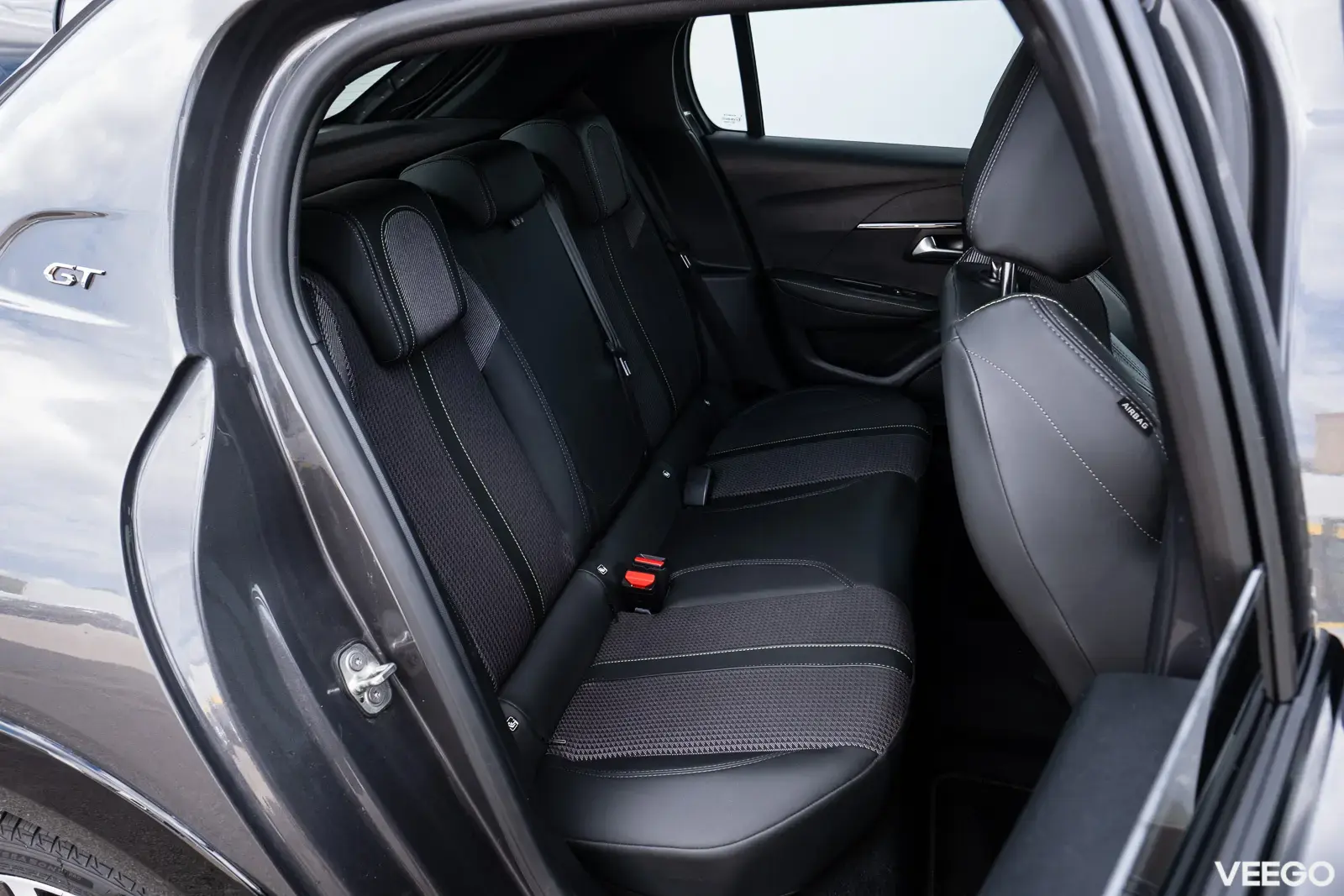 Peugeot 208 74kW