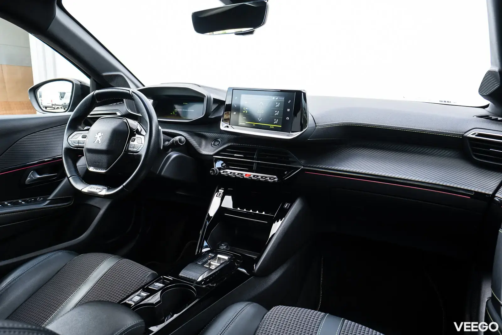 Peugeot 208 74kW