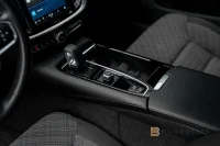 Volvo V60 Recharge T6 AWD 350hk Core Edition P-värmare 257kW thumbnail