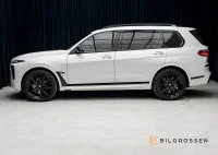 BMW X7 M60i xDrive M Sport Pro Exklusiv 3.99% Sky Lounge B&W MOMS 390kW thumbnail