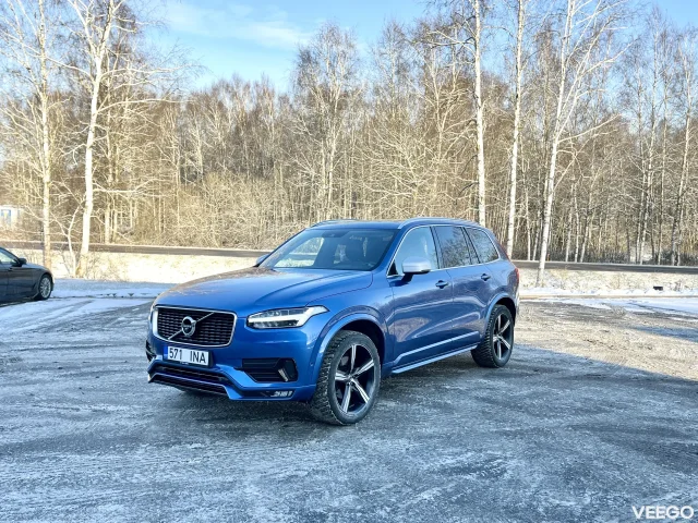 Image of Volvo XC90 R-Design/HUD/B&W/7-seat/pano 2.0 165kW