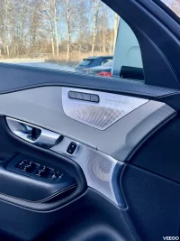 Volvo XC90 R-Design/HUD/B&W/7-seat/pano 2.0 165kW thumbnail