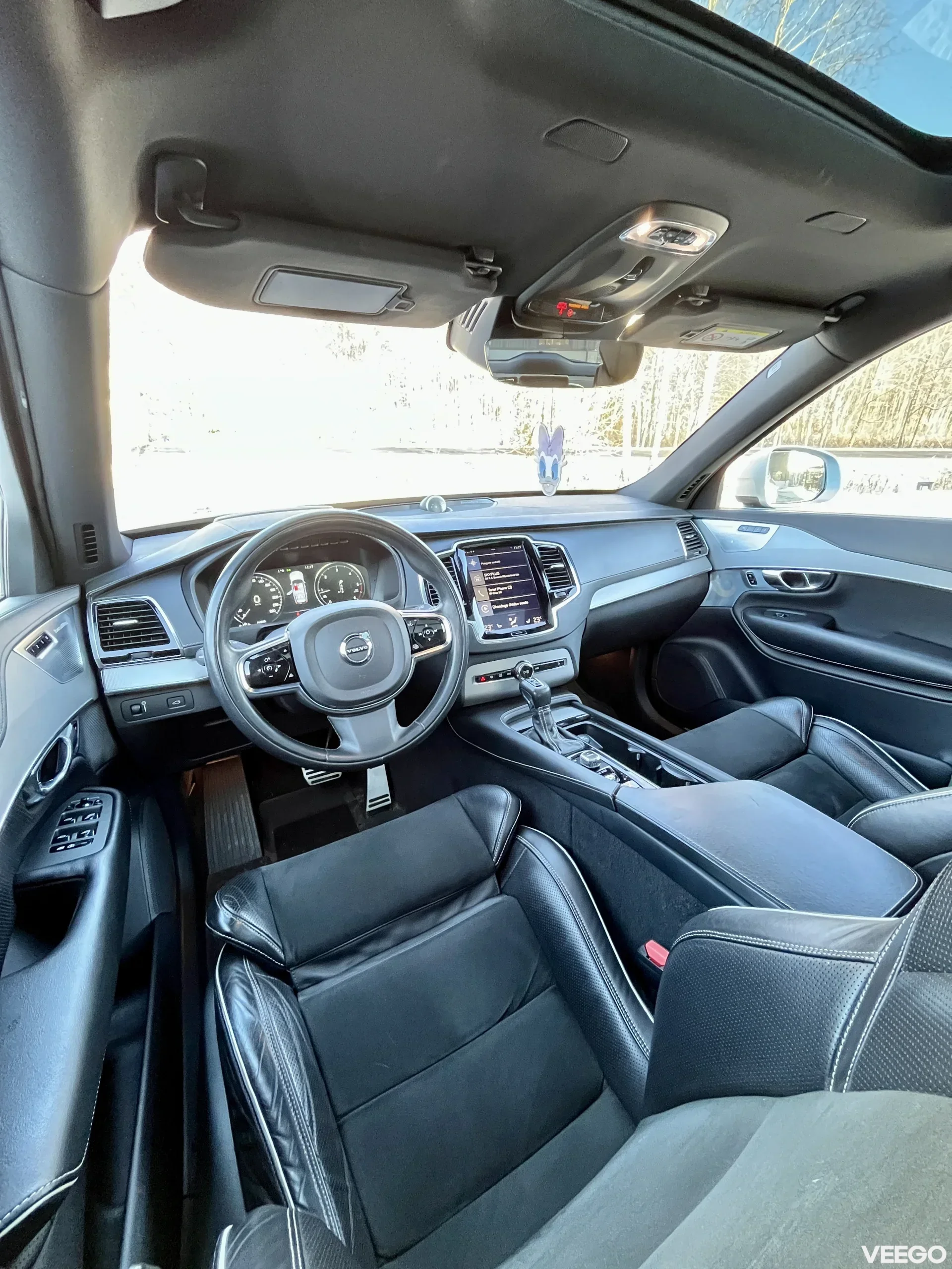 Volvo XC90 R-Design/HUD/B&W/7-seat/pano 2.0 165kW