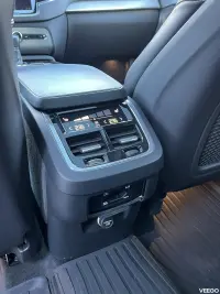 Volvo XC90 R-Design/HUD/B&W/7-seat/pano 2.0 165kW thumbnail