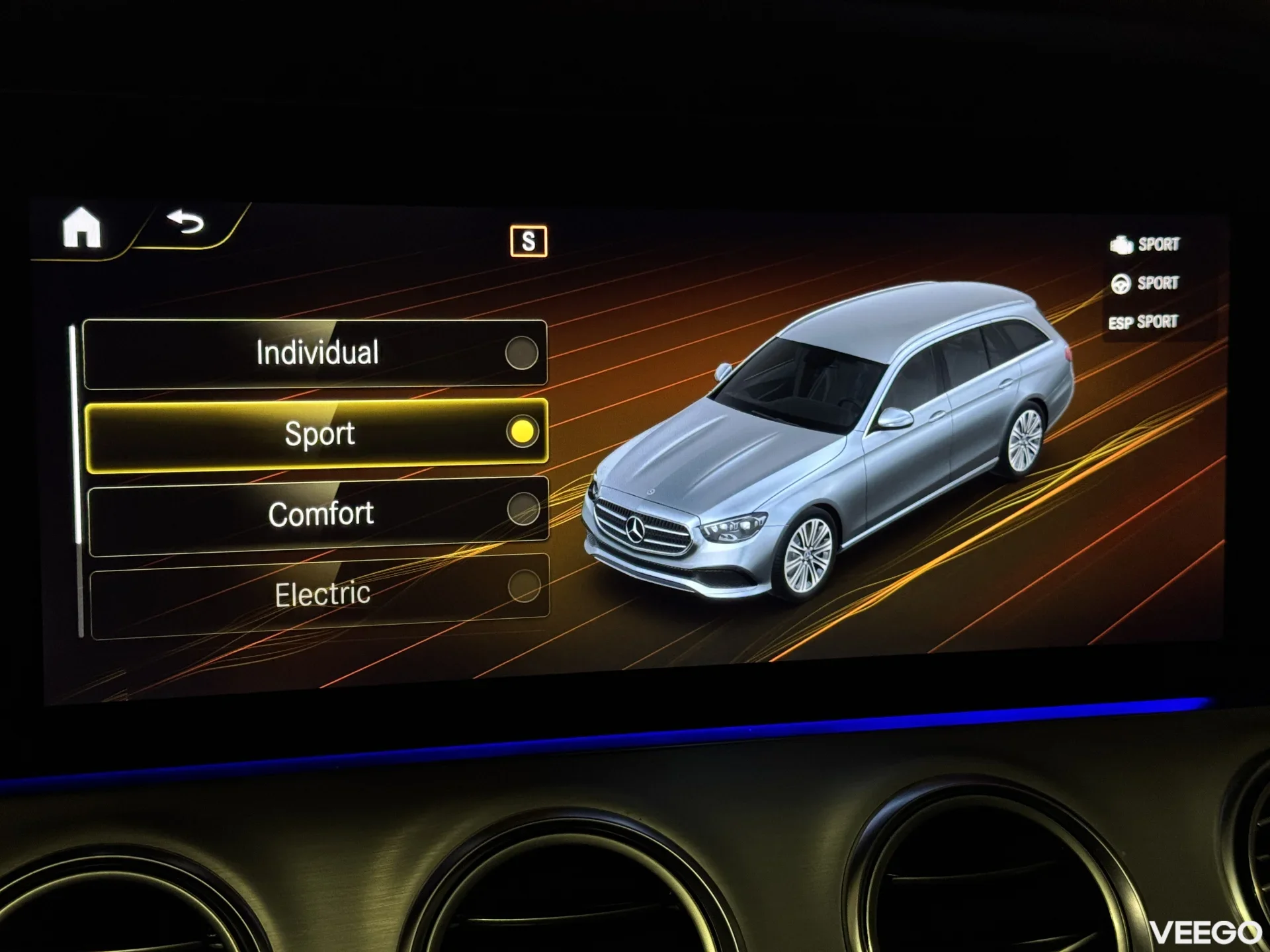 Mercedes-Benz E300 de Avantgarde 4Matic 2.0 225kW