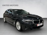 BMW 530 Touring LCI MHEV 3 210kW thumbnail