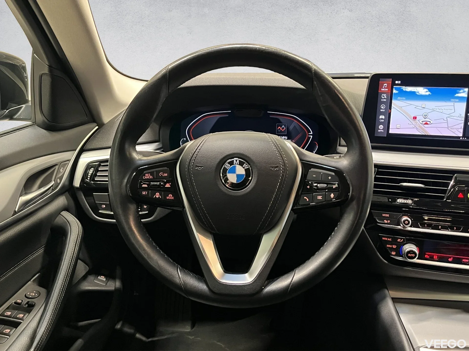 BMW 530 Touring LCI MHEV 3 210kW