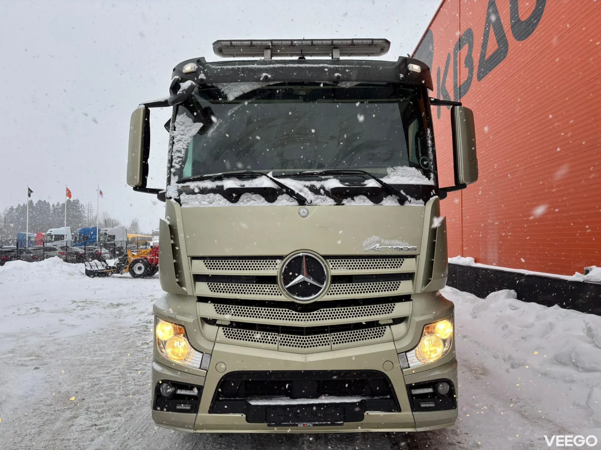 Mercedes-Benz Actros PK 27002 + JIB / BOX L=6231 mm / EURO 6 310kW