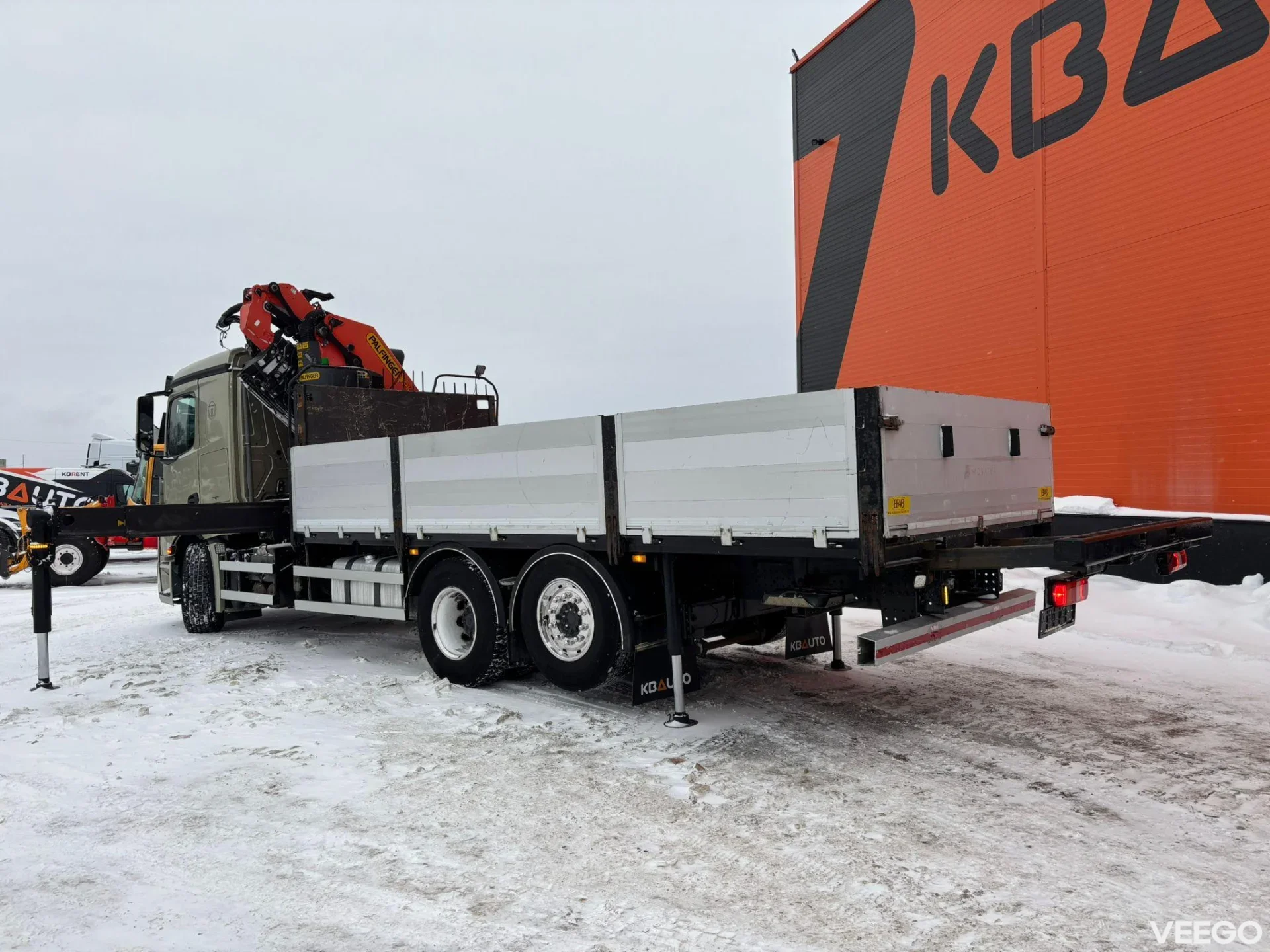 Mercedes-Benz Actros PK 27002 + JIB / BOX L=6231 mm / EURO 6 310kW