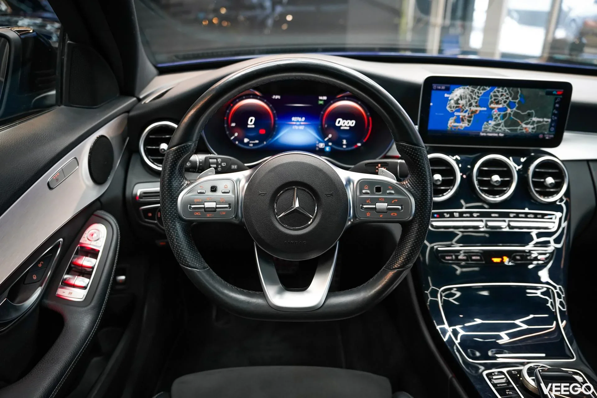 Mercedes-Benz C400 3.0 245kW