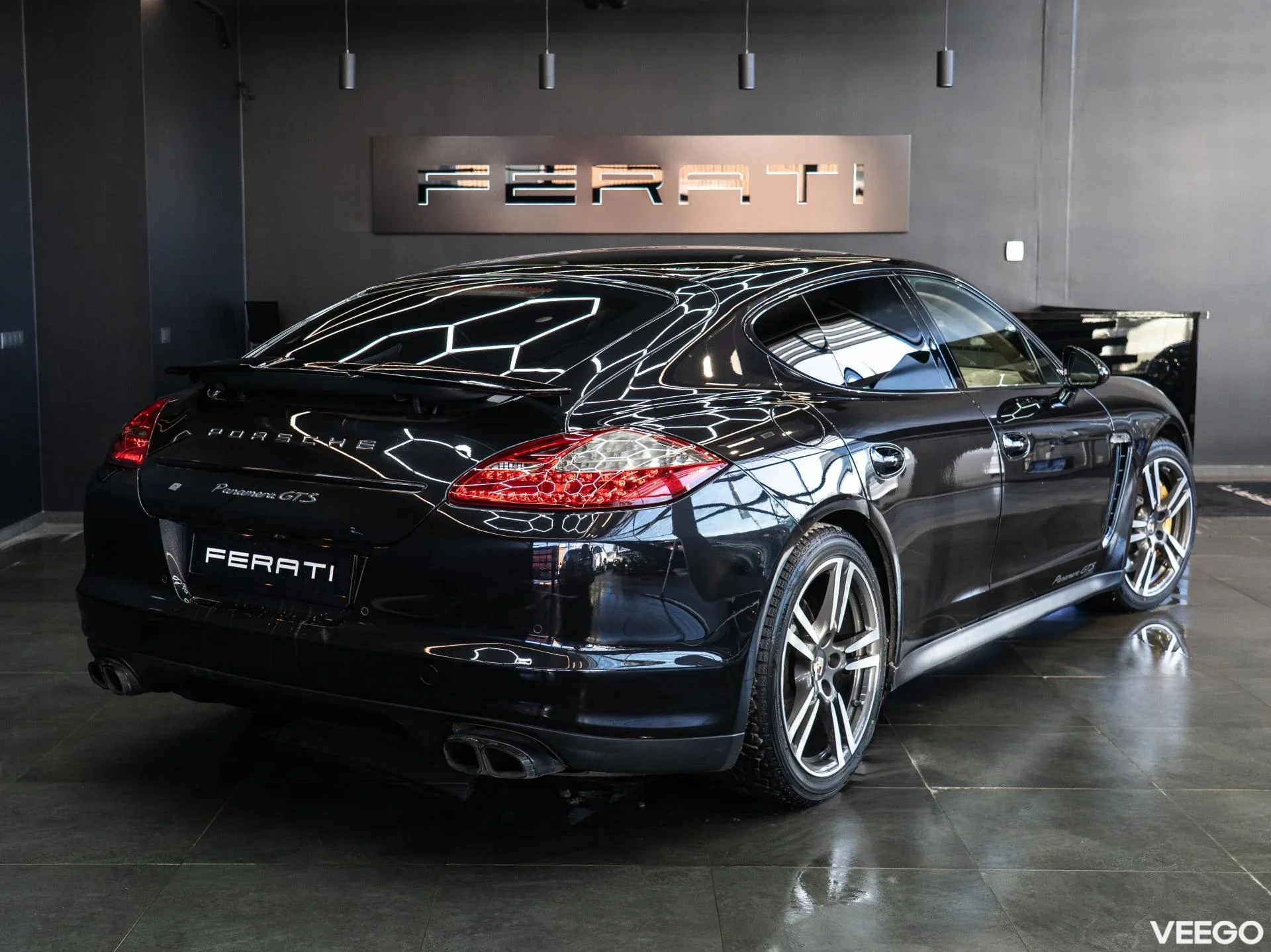 Porsche Panamera 4.8 316kW