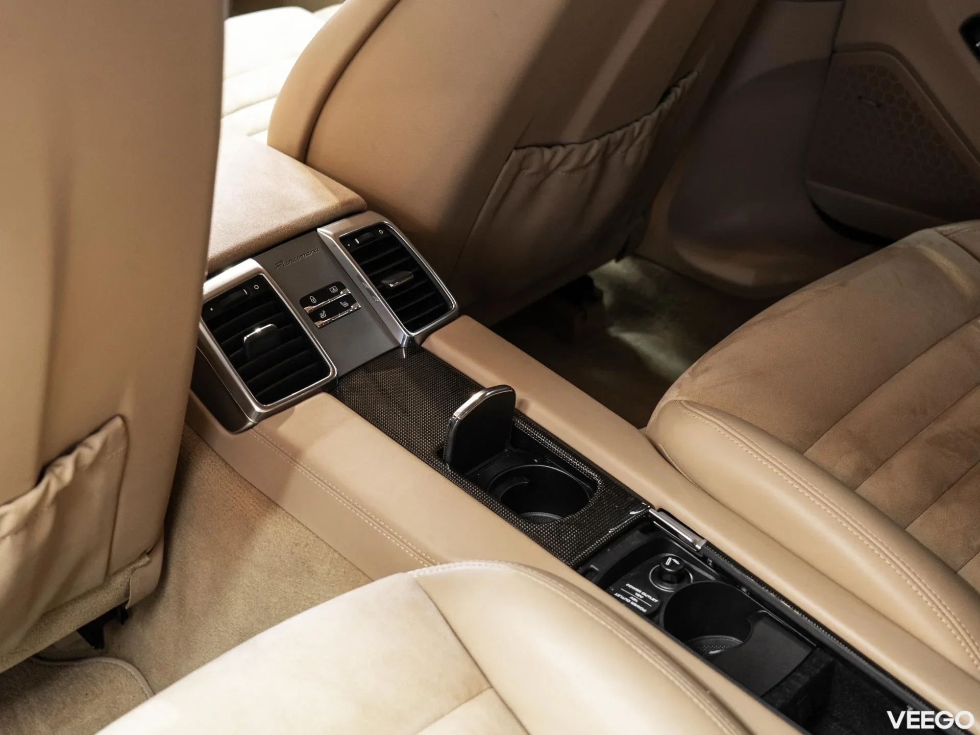 Porsche Panamera 4.8 316kW