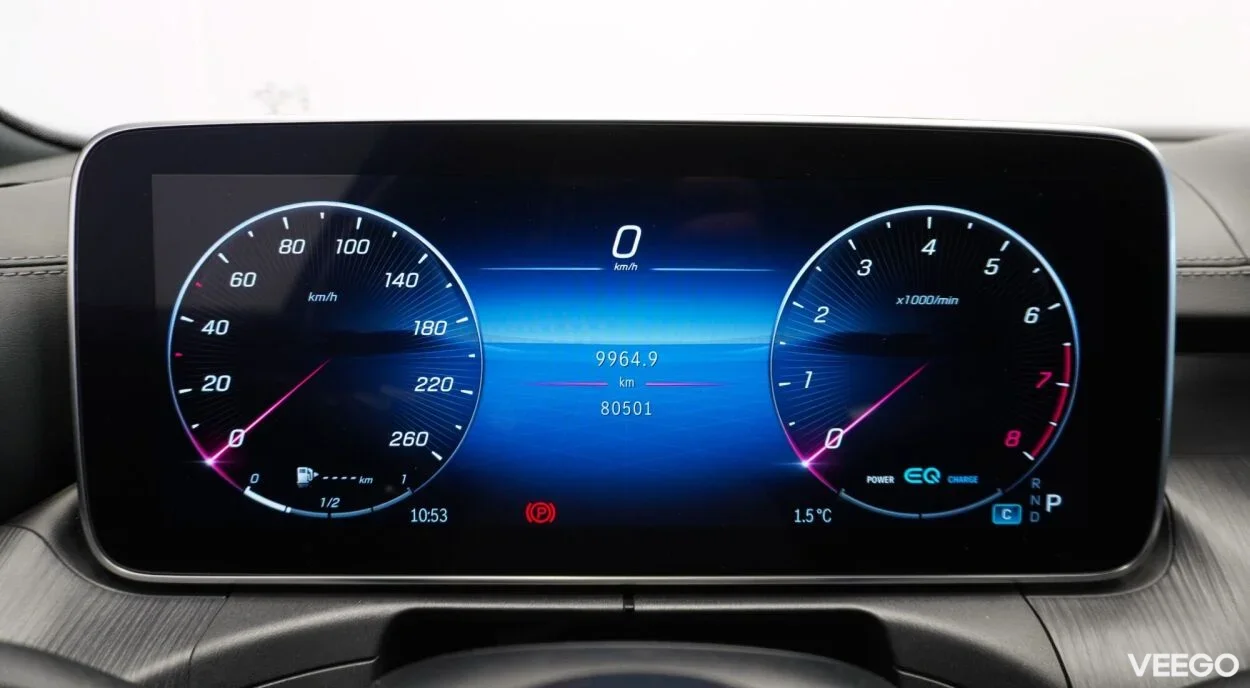 Mercedes-Benz C200 AMG Line 1.5 150kW