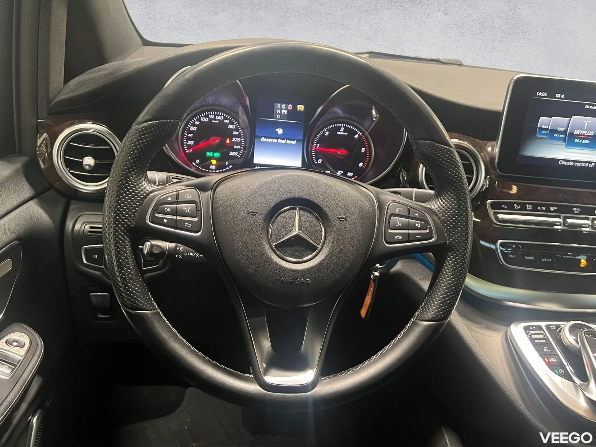 Mercedes-Benz V-KLASSE - 2.2 140kW