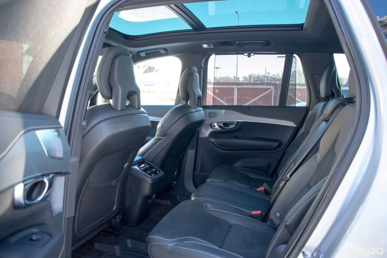 Volvo XC90 7s R-Design Intelli Safe PRO Xenium Wntr 2 183kW